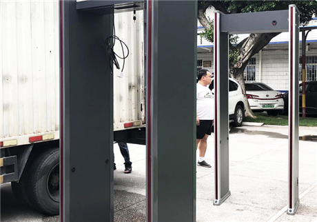 在學(xué)校安裝金屬安檢門的作用？